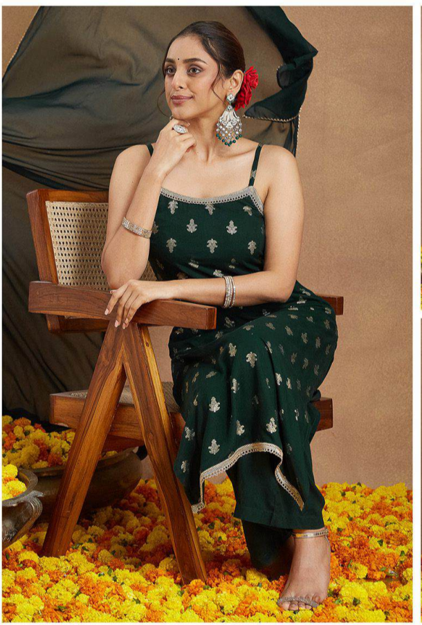 Elegant Emerald Green Printed Kurta Set